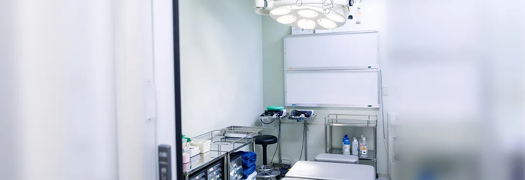 完全無菌室での手術