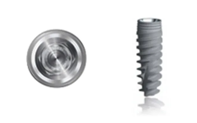 「ノーベル・バイオケア社」のインプラントです。